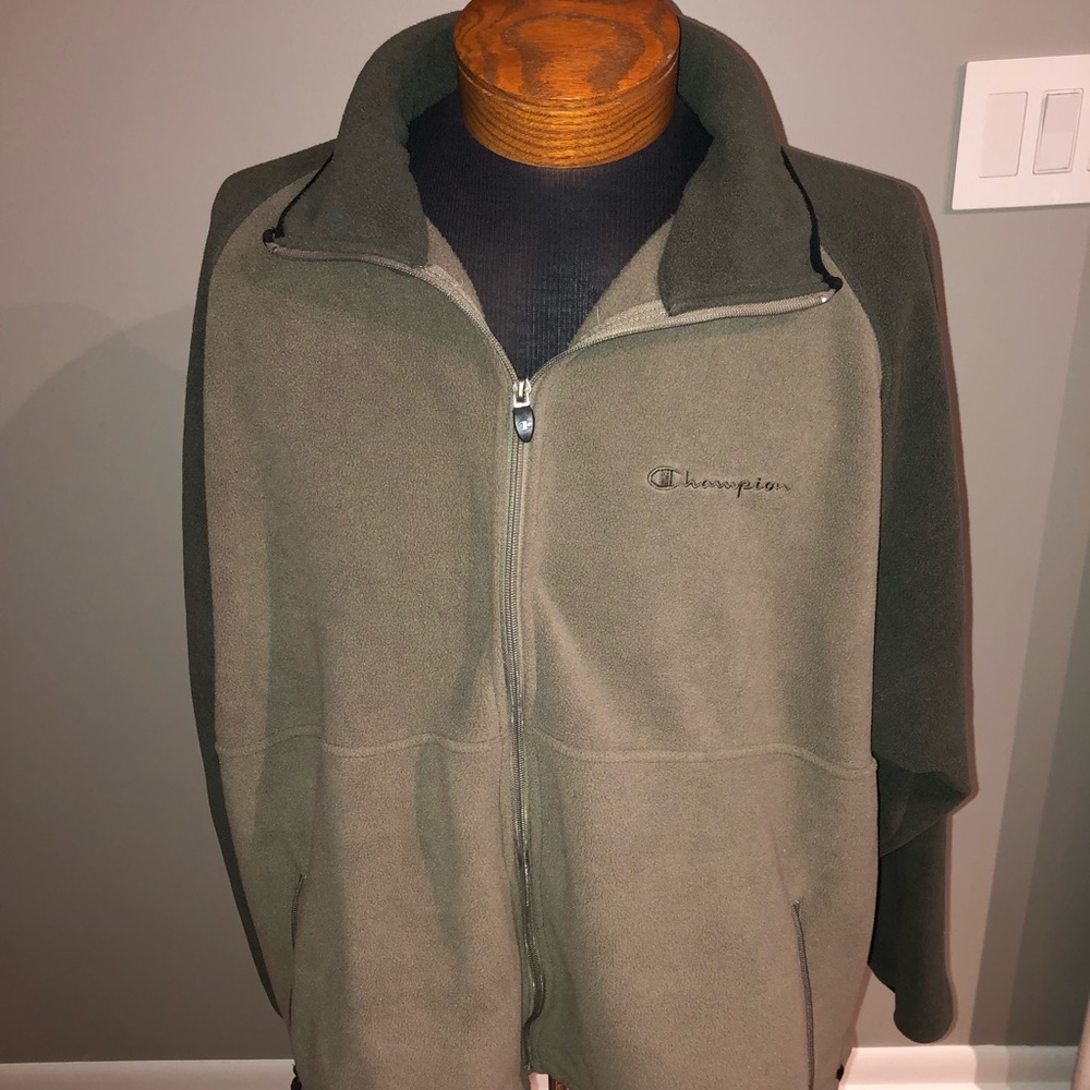 Euc two tone green champion fleece